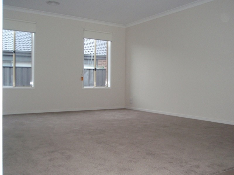 Lot 1061, 18 Tiverton Parkway, Derrimut VIC 3030