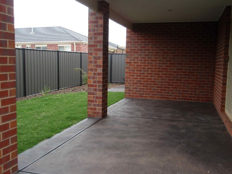 Lot 1061, 18 Tiverton Parkway, Derrimut VIC 3030