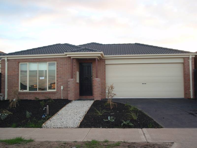 Lot 1060, 16 Tiverton Parkway, Derrimut VIC 3030