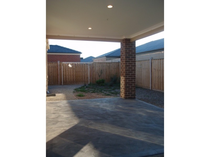 54 Papillon Parade, Tarneit VIC 3029