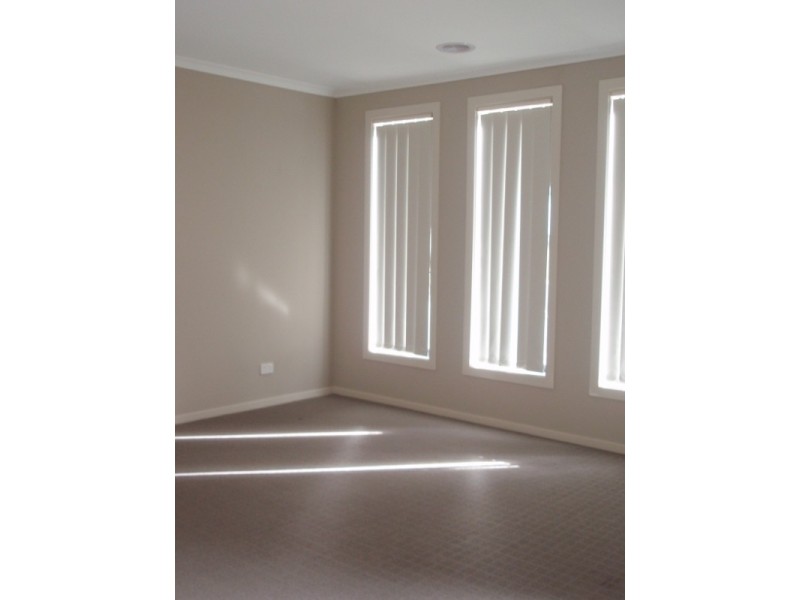 19 Bothwell Green, Derrimut VIC 3030