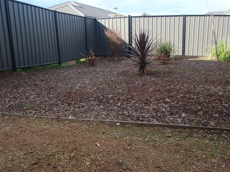 19 Bothwell Green, Derrimut VIC 3030