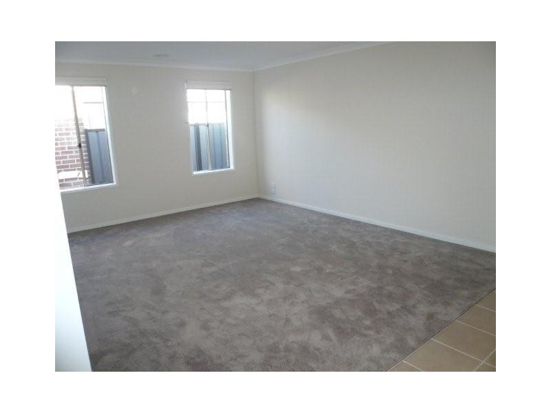 Lot 1065, 26 Tiverton Parkway, Derrimut VIC 3030