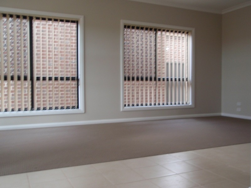 Lot 585, 44 Olsen Retreat, Caroline Springs VIC 3023