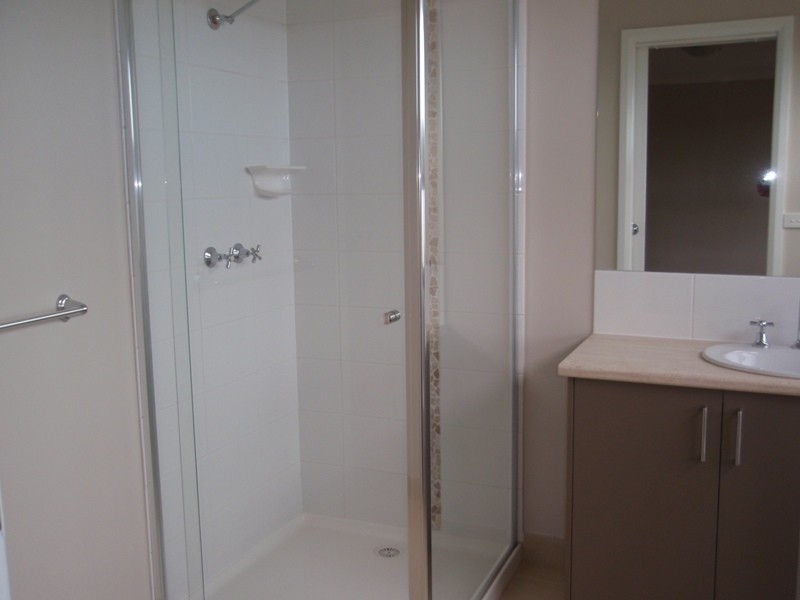 Lot 585, 44 Olsen Retreat, Caroline Springs VIC 3023