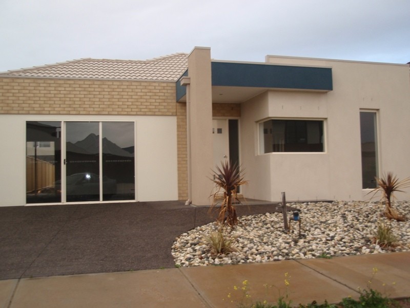 Lot 14, 14 Gardenia Way, Caroline Springs VIC 3023