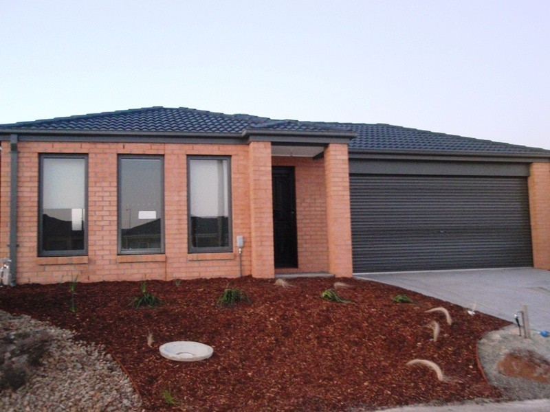 Lot 1076, 10 Sherrington Grange, Derrimut VIC 3030