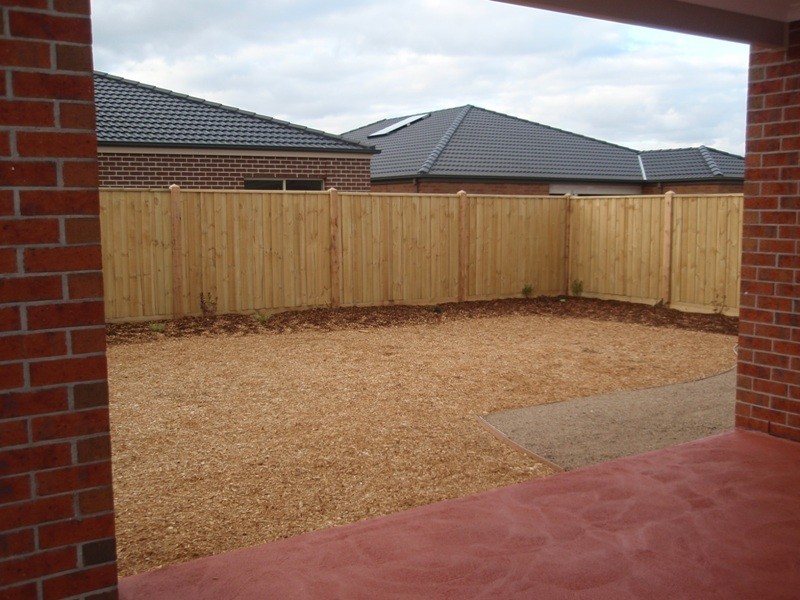 10 Grandiflora Grove, Point Cook VIC 3030