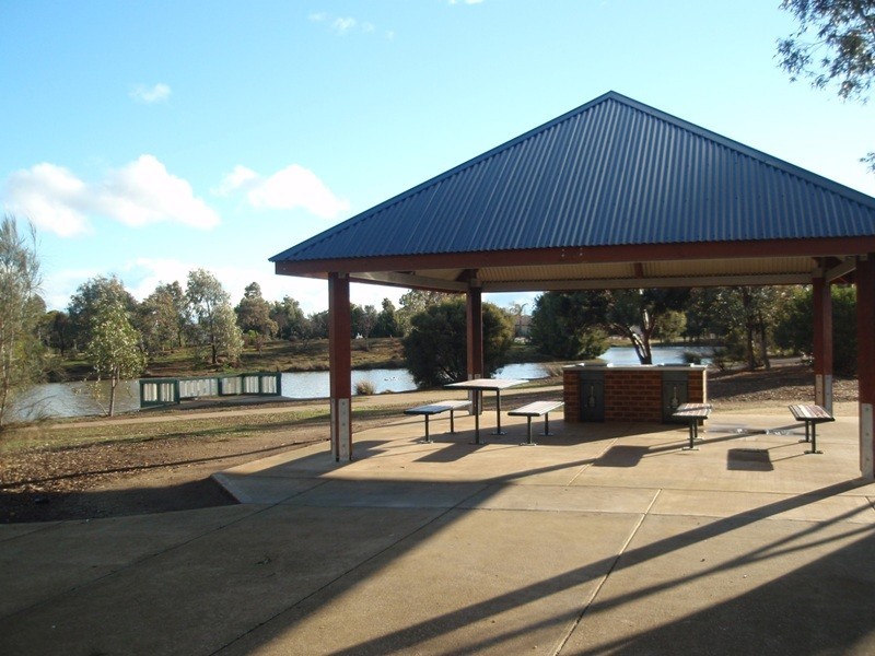 Lot 5229, A/13 Glenfield Avenue, Melton VIC 3337