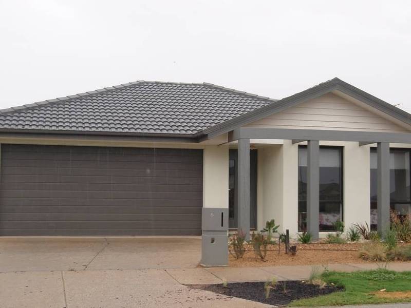 5 Giverny Close, Burnside Heights VIC 3023