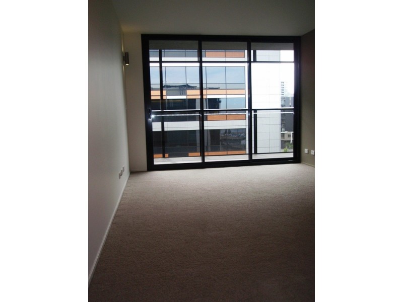 616/838 Bourke Street, Docklands VIC 3008