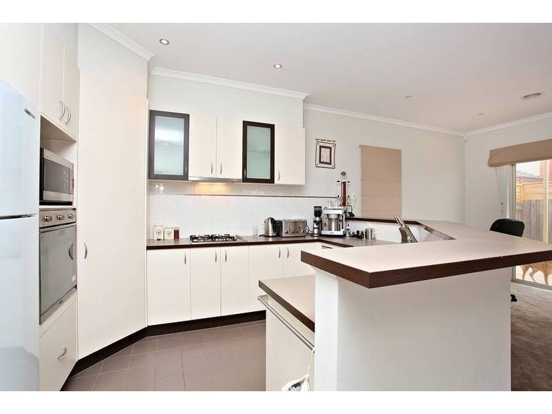 7 Celedine Place, Taylors Hill VIC 3037