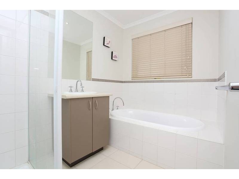 7 Celedine Place, Taylors Hill VIC 3037