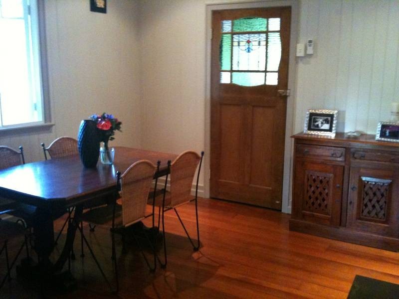 24 Brown Street, Camp Hill QLD 4152