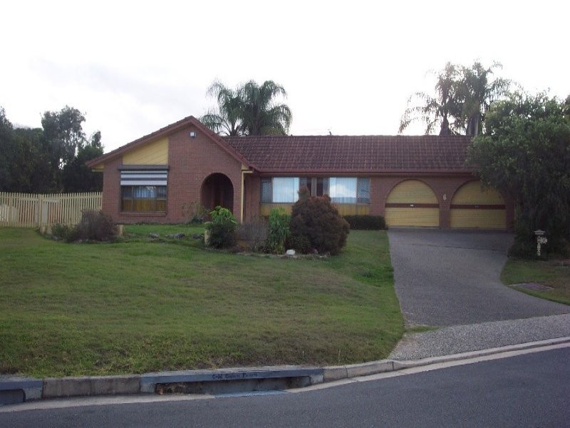 6 Burgh Court, Carindale QLD 4152