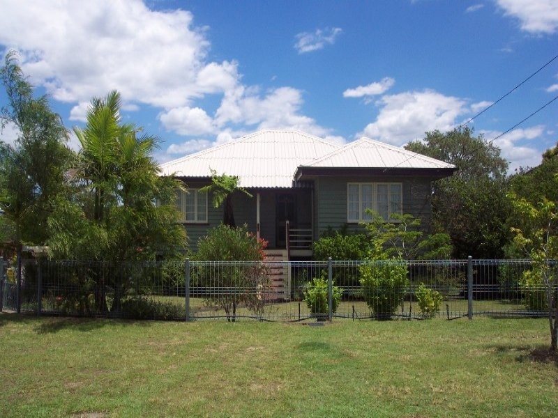 52 Arrol Street, Camp Hill QLD 4152