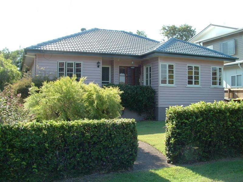 94 Dickenson Street, Carina QLD 4152