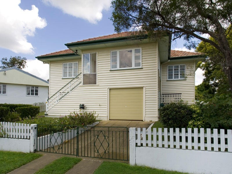 11 Faraday Street, Camp Hill QLD 4152