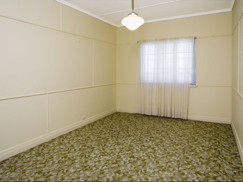 11 Faraday Street, Camp Hill QLD 4152