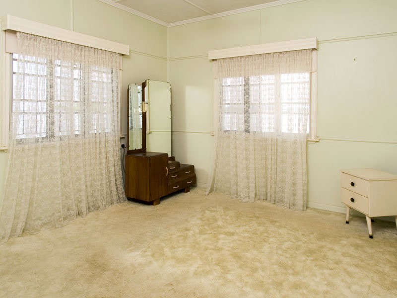 11 Faraday Street, Camp Hill QLD 4152