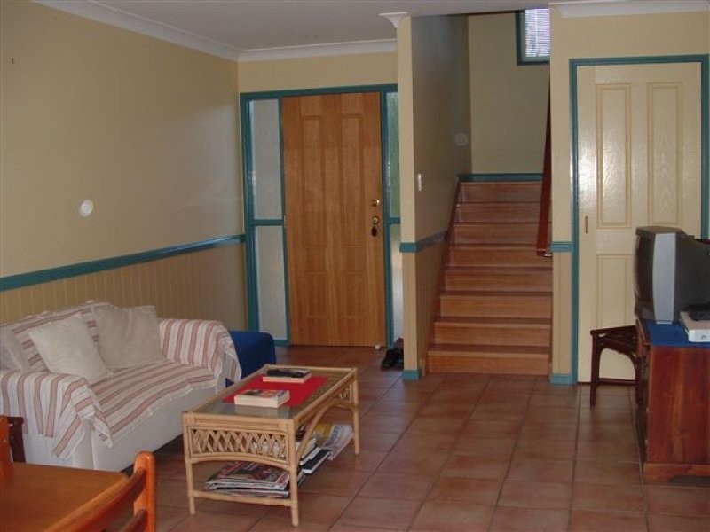 2/9 Orana Street, Carina QLD 4152