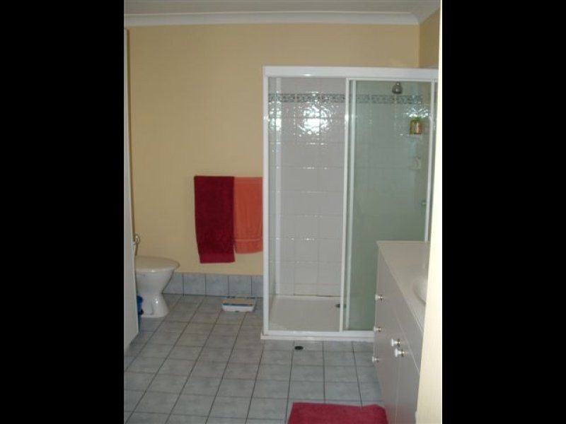 2/9 Orana Street, Carina QLD 4152