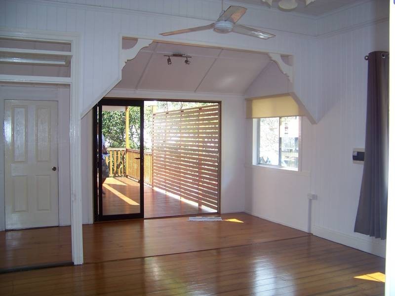 77 Ison Street, Morningside QLD 4170