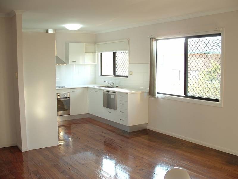 3/8 Cambridge Street, Carina Heights QLD 4152