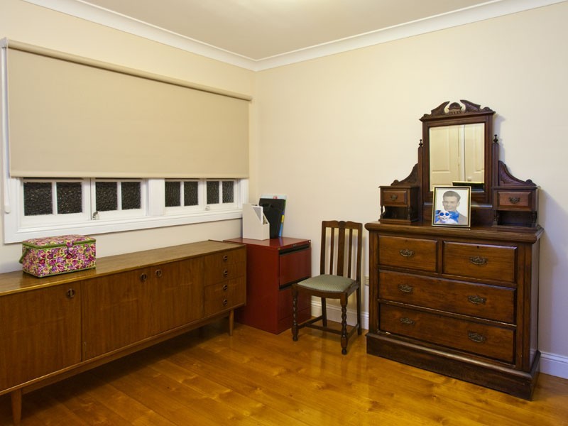 70 Nicholson Street, Greenslopes QLD 4120