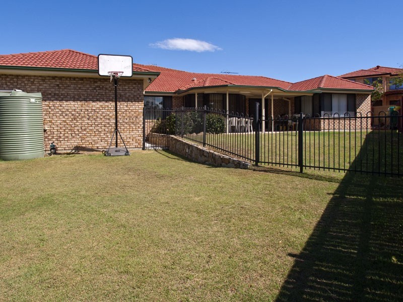 31 Silky Oak Crescent, Carindale QLD 4152