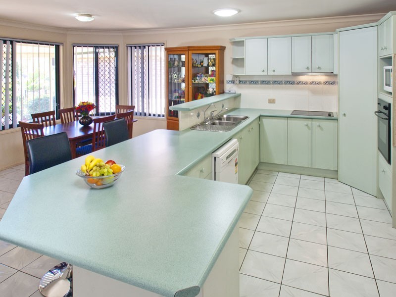31 Silky Oak, Carindale QLD 4152
