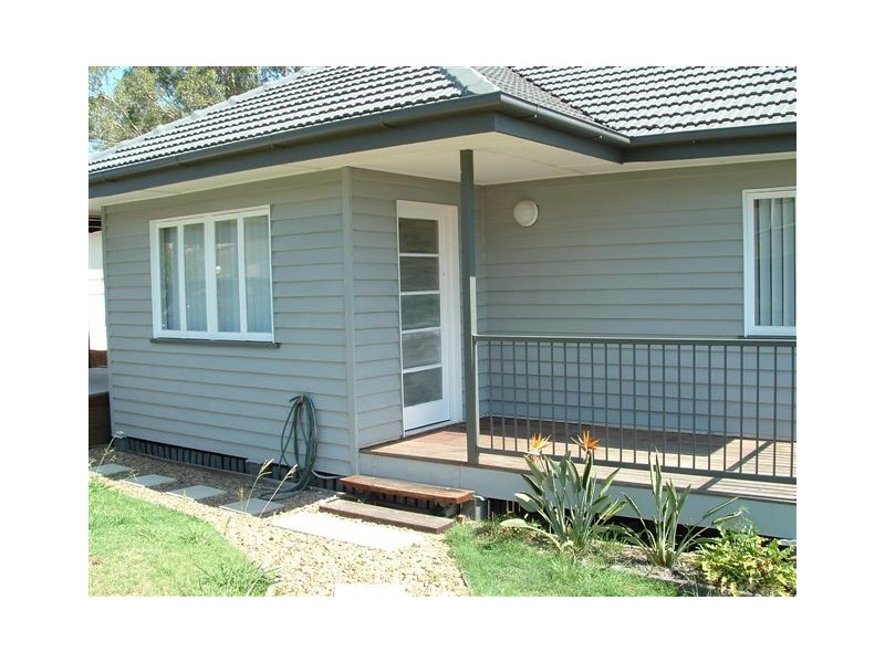 1 Napier Street, Carina QLD 4152