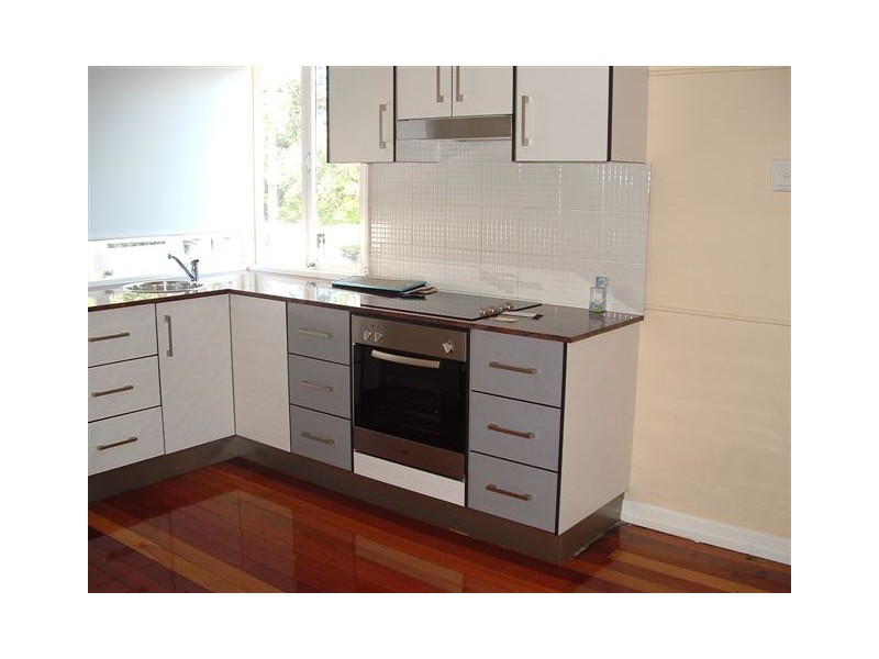 1 Napier Street, Carina QLD 4152