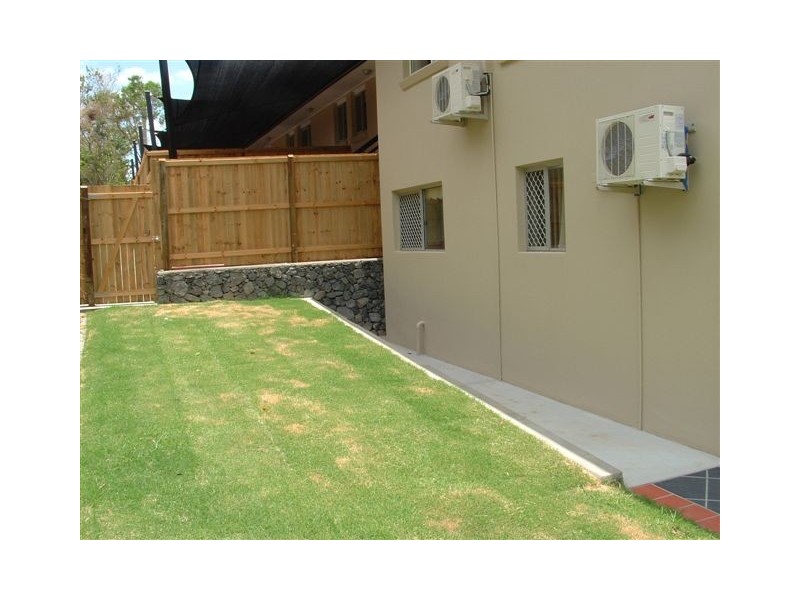 33 Derby Street, Coorparoo QLD 4151