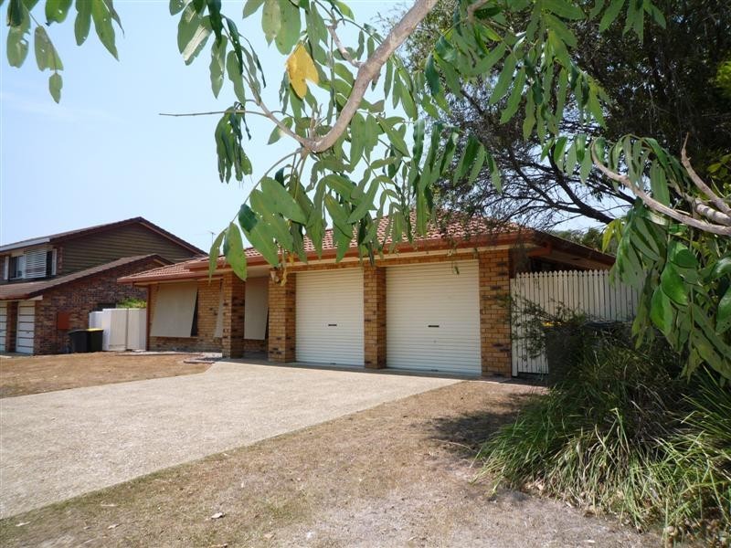 27 Boynedale Street, Carindale QLD 4152