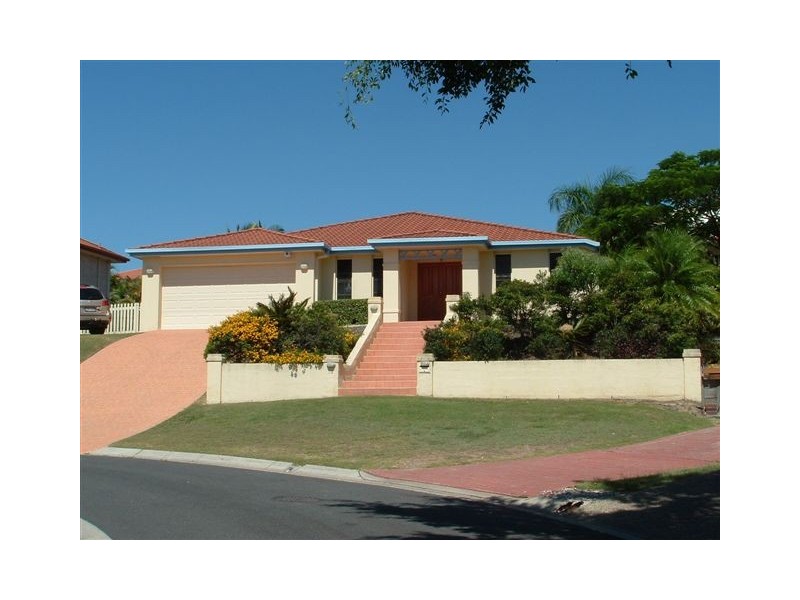 13 Raphael Place, Mackenzie QLD 4156