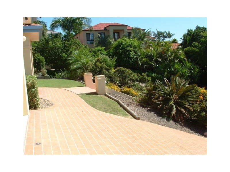 13 Raphael Place, Mackenzie QLD 4156