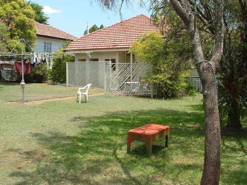 21 Orwell Street, Camp Hill QLD 4152