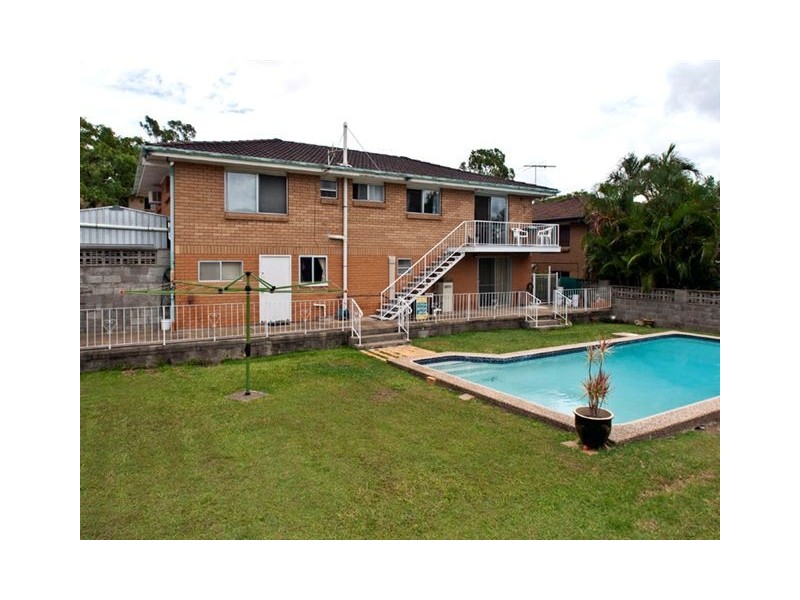 10 Raintree Street, Mansfield QLD 4122