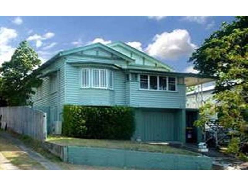 154 Watson Street, Camp Hill QLD 4152