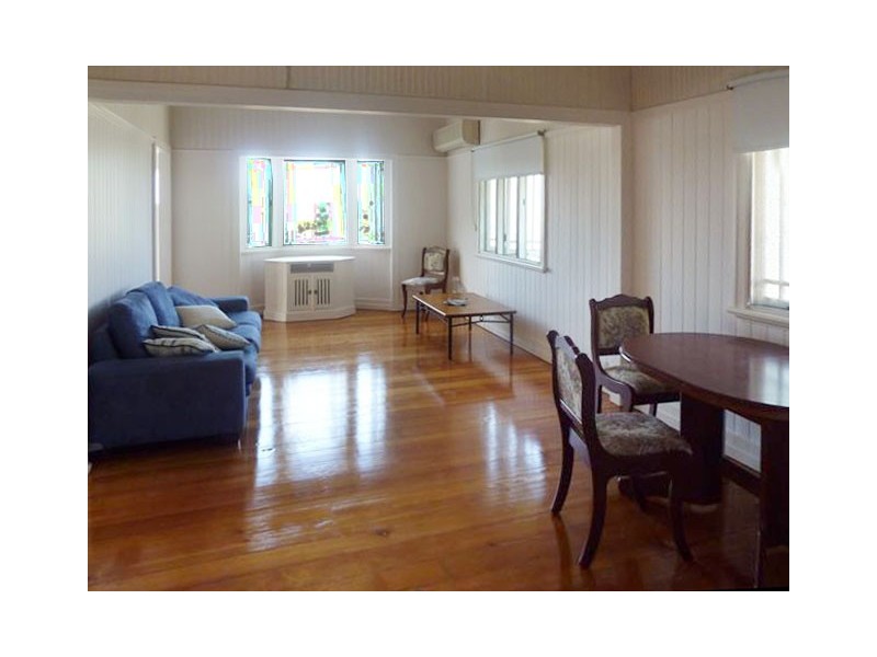 154 Watson Street, Camp Hill QLD 4152