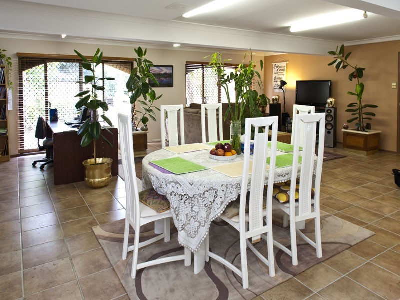 48 Roseland Avenue, Rochedale South QLD 4123