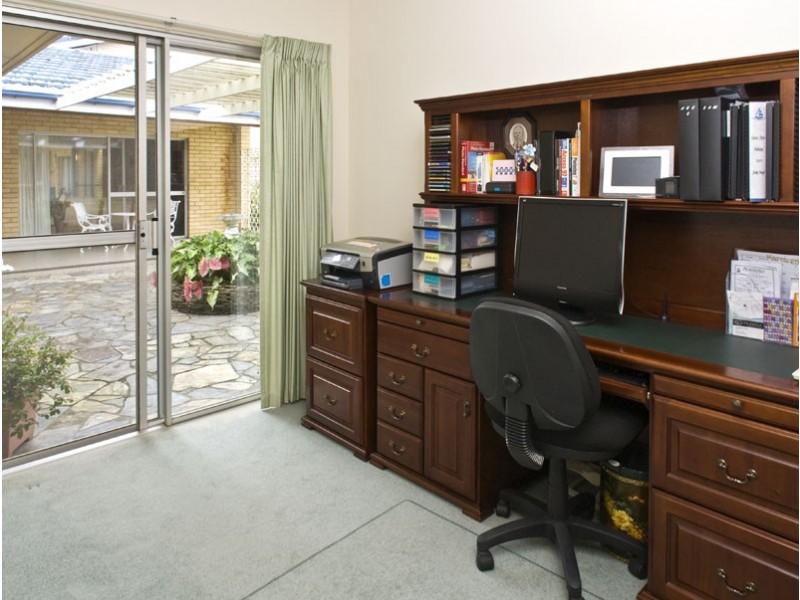 48 Banbury Street, Carina QLD 4152