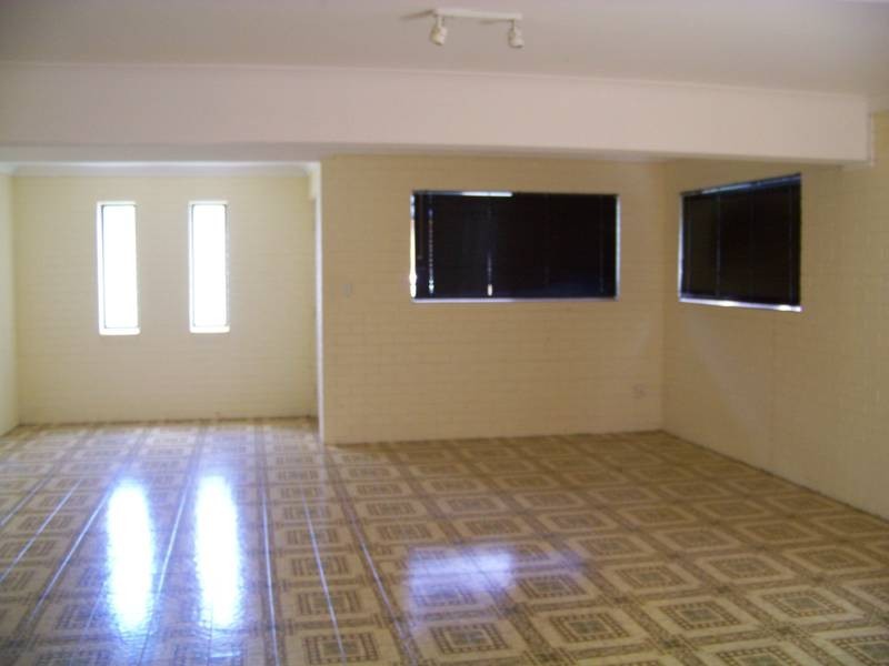 14 Uther Street, Carindale QLD 4152