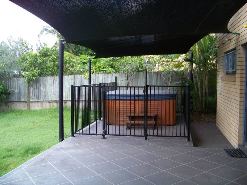 14 Uther Street, Carindale QLD 4152