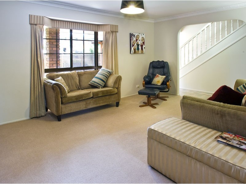 42 Long Street, Camp Hill QLD 4152