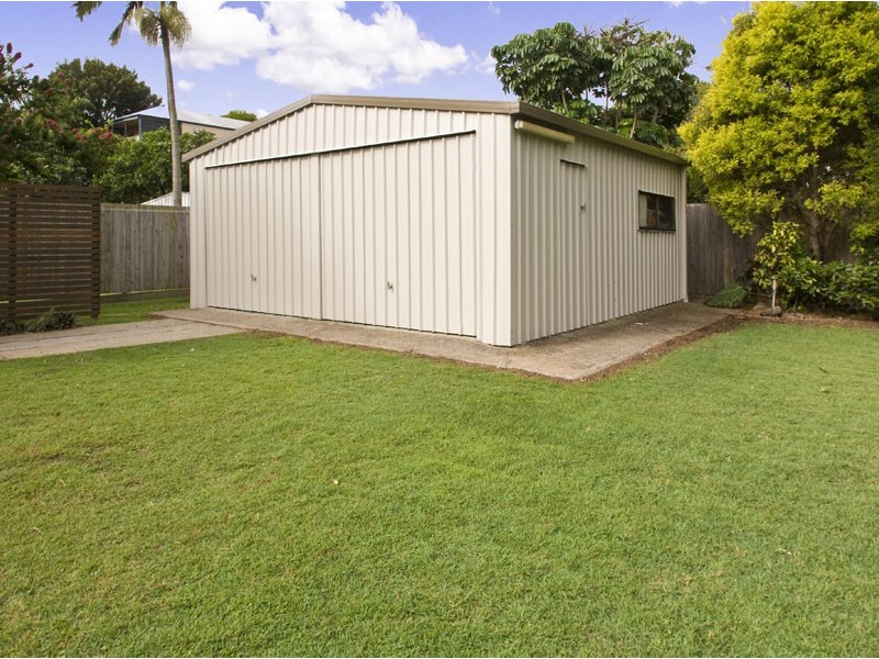 42 Long Street, Camp Hill QLD 4152