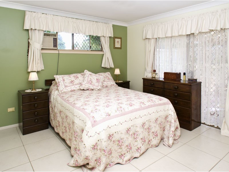 70 Marlborough Road, Wellington Point QLD 4160