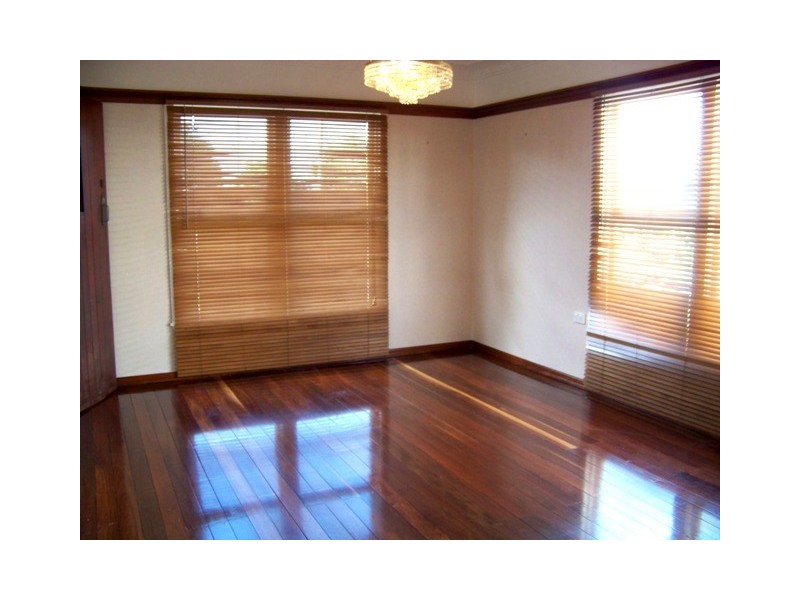 15 Arrowsmith Street, Carina QLD 4152