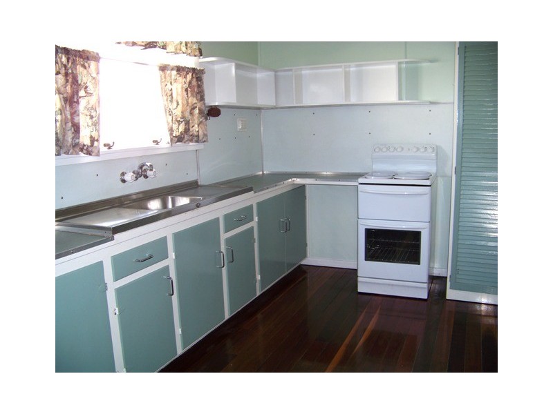 15 Arrowsmith Street, Carina QLD 4152